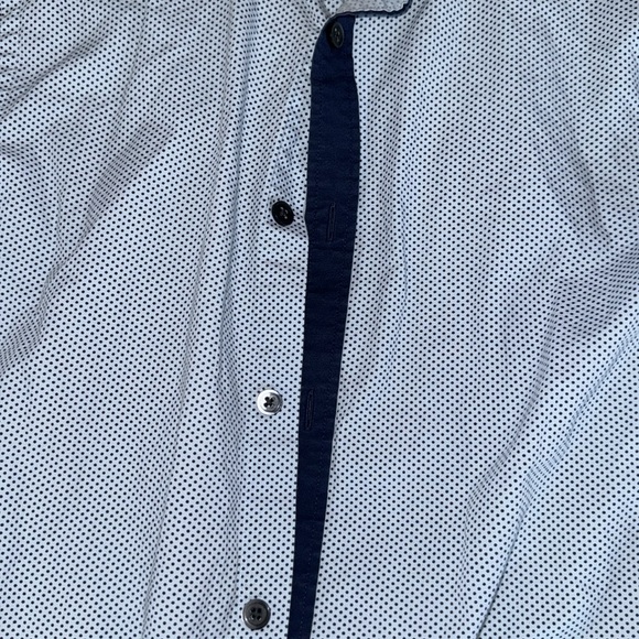 Express Fitted XS Buttondown (13-13.5) - Picture 3 of 8